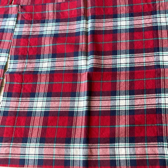 4 square (19" x 19"), red/white/blue plaid napkins - Picture 12 of 13